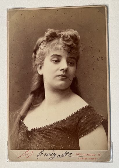 Photographies. Ensemble de 10 photographies...
