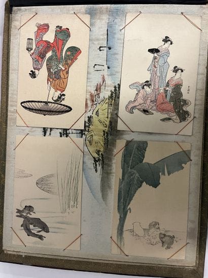 Grand Album en laque vers 1900 entièrement...
