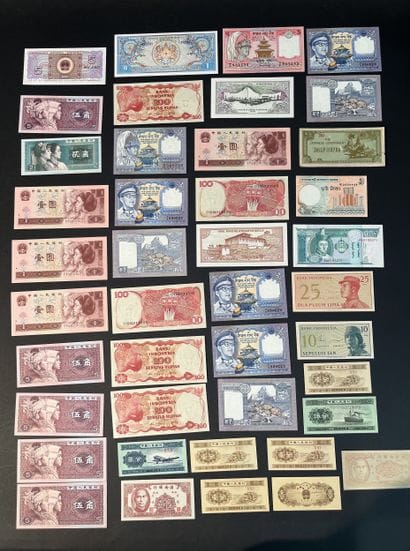 Billets de Banque. Ensemble de 42 billets...