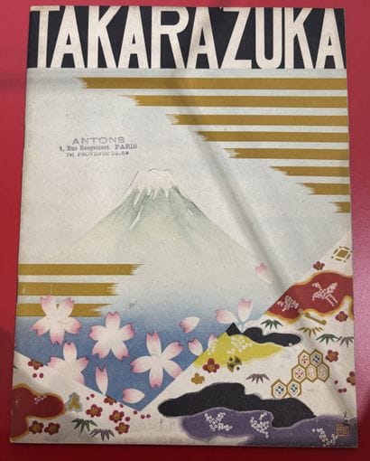 Revue TAKARAZUKA, une compagnie théâtrale...