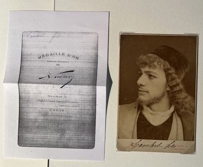 Photographies. Ensemble de 10 photographies...