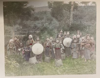 JAPON. Collection de fascicules originaux...