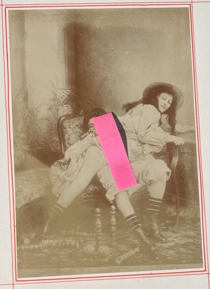 CURIOSA. Album «L' Amour à travers la serrure»...
