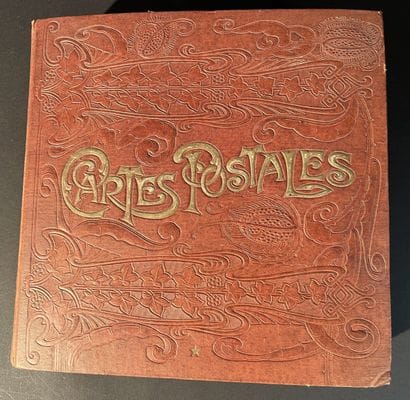 Important album de cartes postales sur la...
