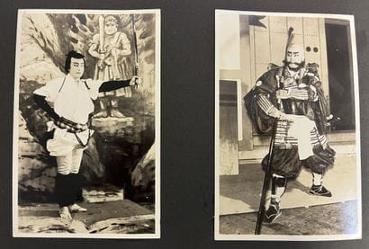 Album regroupant 28 photographies dont une...