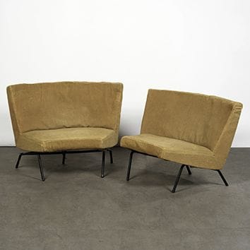 Joseph-André MOTTE (1925-2013)

Deux fauteuils...
