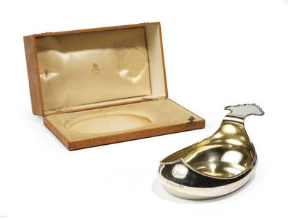 FABERGE
Important kovch en argent 84 zolotniks...