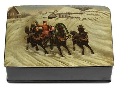 BOÎTE rectangulaire en bois laqué noir reposant...