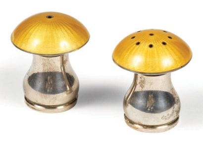 SALIÈRE ET POIVRIÈRE en forme de champignon...