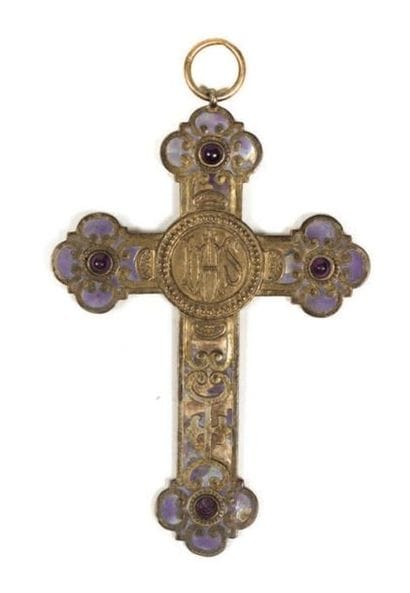CROIX PENDENTIF en métal émaillé sertie de...