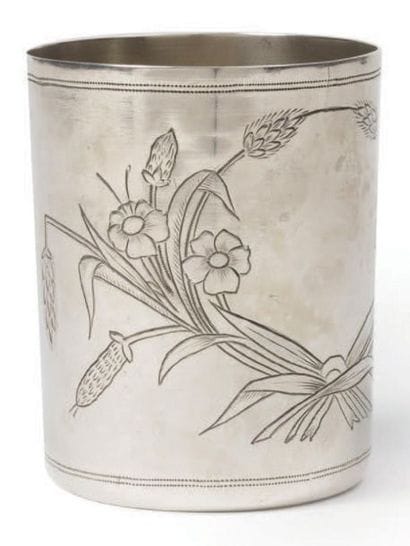 TIMBALE en argent 84 zolotniks (875 millièmes)...