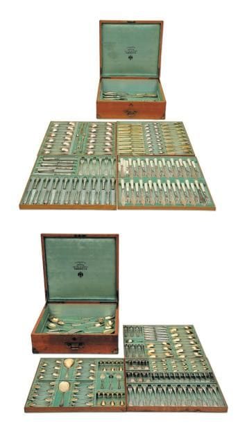 Importante et rare ménagère en argent et...