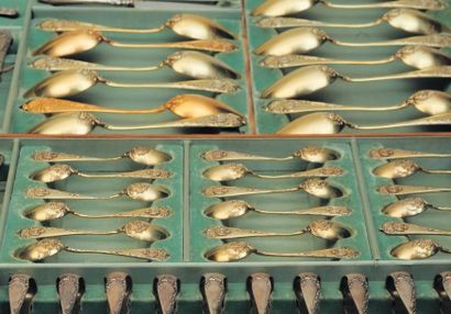 Importante et rare ménagère en argent et...