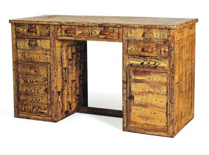 Petit bureau ouvrant à cinq tiroirs et deux...