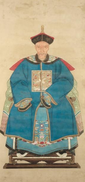 Paire de portraits d'ancêtres. Peinture polychrome...
