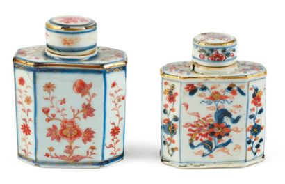 Deux boites à thé en porcelaine Imari. Chine,...