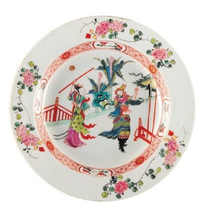 Assiette creuse en porcelaine, à décor de...