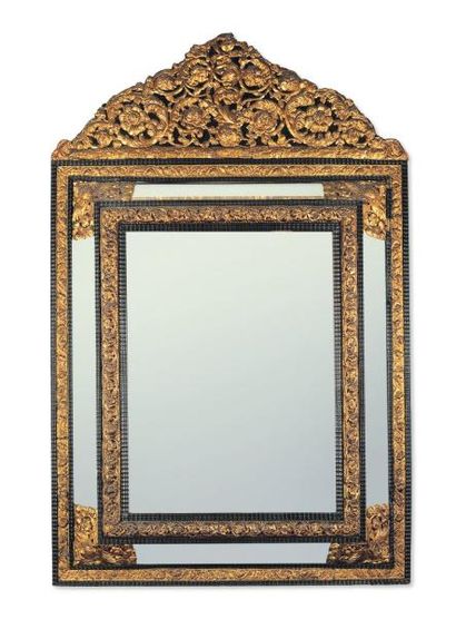Miroir à fronton en ébène, bois noirci et...