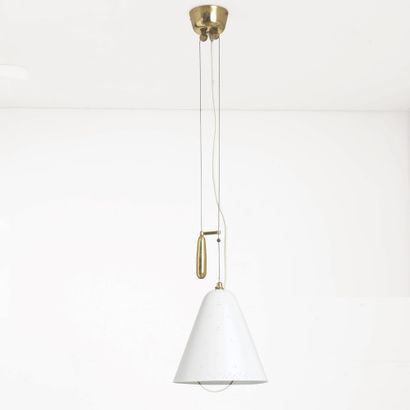 Paavo Tynell (1890-1973)
Suspension modèle...