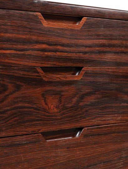 SVEND LANGKILDE (XXE SIÈCLE)
Commode
Palissandre
Rosewood
Édition...