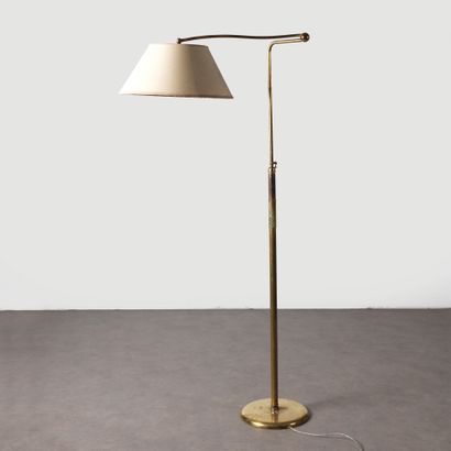 ARREDOLUCE (ÉDITEUR)
Lampadaire
Laiton doré,...