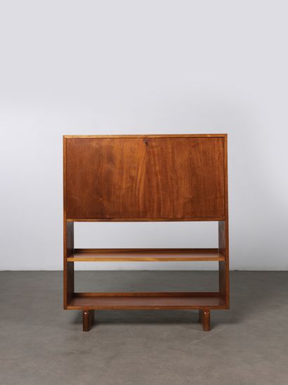 Josef Frank (1885-1967)
Cabinet/Bar
Acajou,...