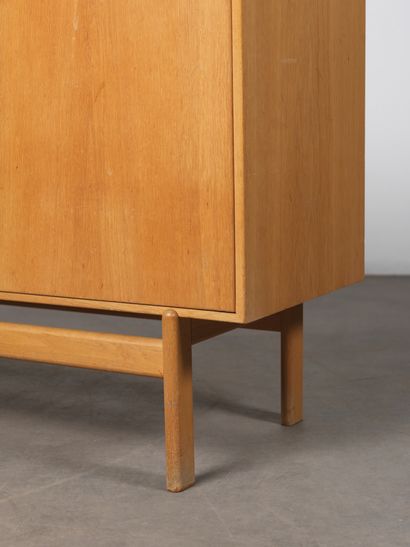 TOREX EDVARD KINDT-LARSEN (XXE SIÈCLE)
Cabinet
Chêne,...