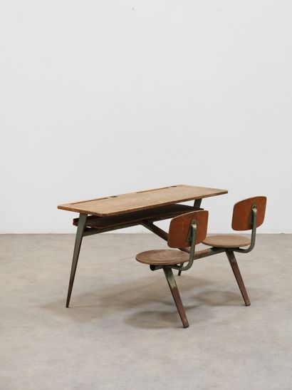 Jean PROUVÉ (1901-1984)
Pupitre d'écolier...