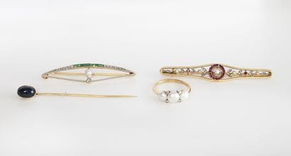18K (750) yellow gold lot comprising two...
