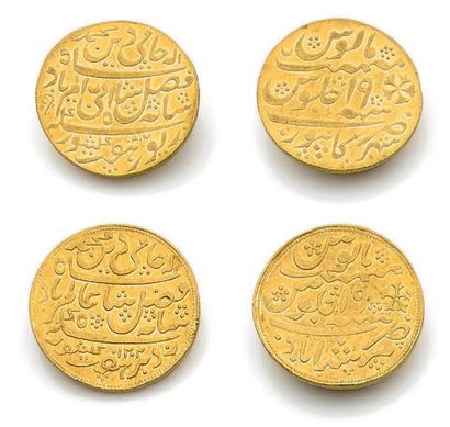 Lot de deux pièces de monnaie en or.
Bengale,...