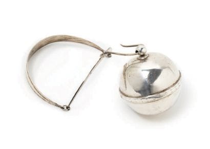 VERY RARE SILVER WOOL PELOT HOLDER Antwerp,...