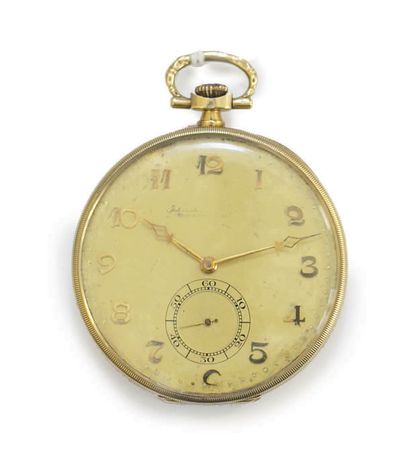 IWC - VERS 1930 - N° 891755
14k (585) gold...