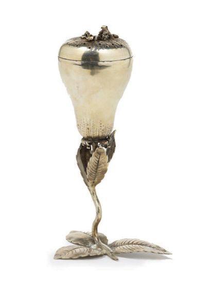 SILVER SPICES BOX Germany, XIXth century
Pear-shaped...