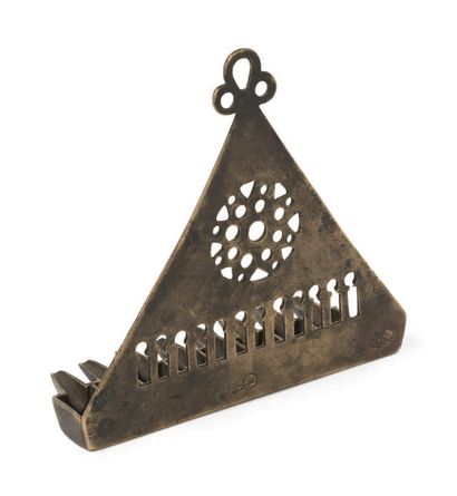 RARISSIVE HANUKA LAMP IN BRONZE France, 13th...