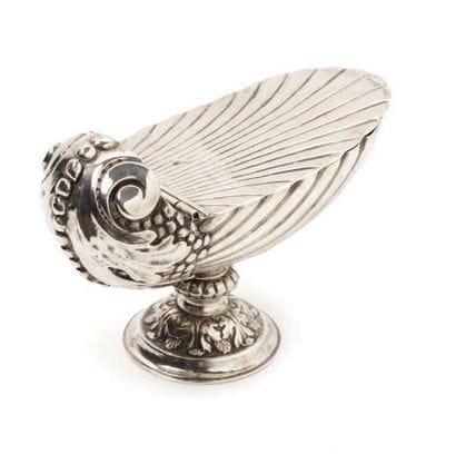 SILVER TANK Antwerp, 1722
Date stamp : letter...