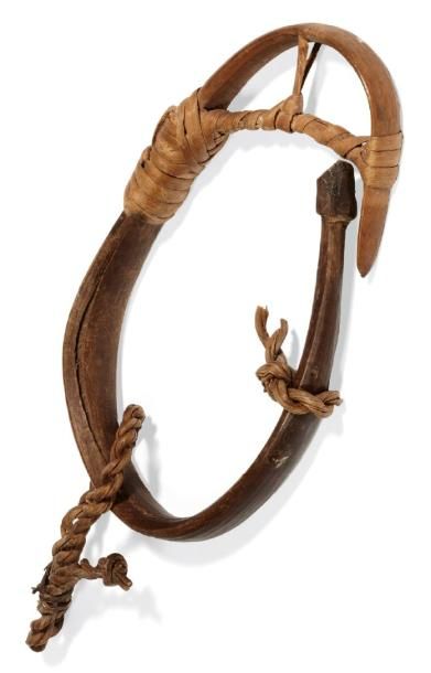AMÉRIQUES
HAMEÇON en bois pour la pêche à...