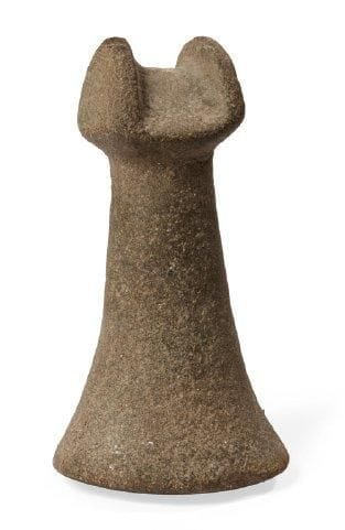 POLYNÉSIE
PILON «Penu» en basalte gris clair,...