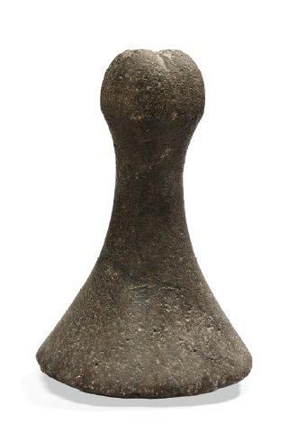 POLYNÉSIE
PILON «Popoi» en basalte gris à...