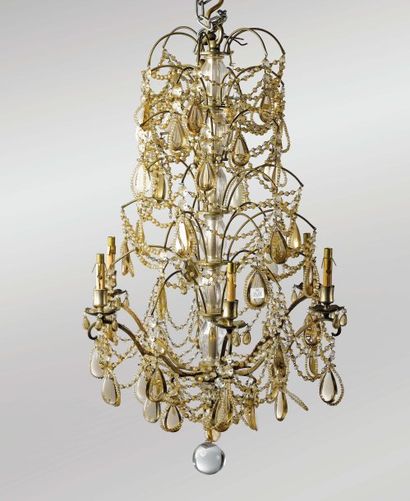 Lustre à six branches de lumière en bronze...