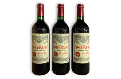 POMEROL
1998
Petrus
3 bouteilles
Niveaux...