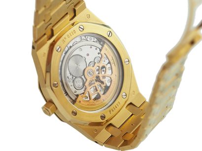 AUDEMARS PIGUET Royal Oak Jumbo 15202BA.OO.0944BA.01...