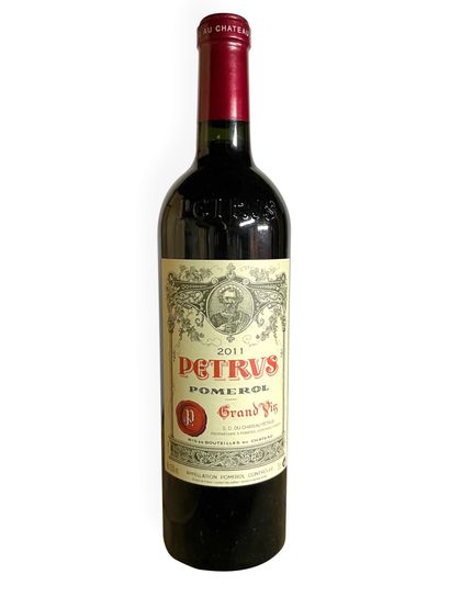 POMEROL
2011
Petrus
1 bouteille
Niveau :...