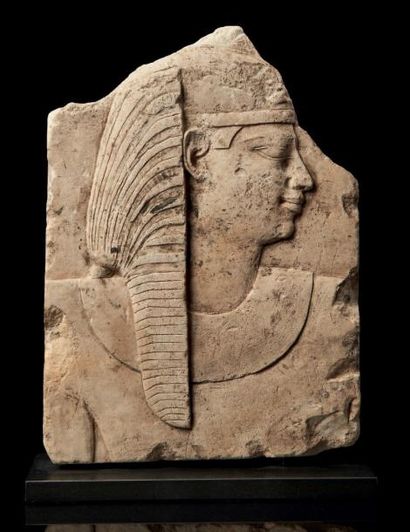 ÉGYPTE
MODÈLE DE SCULPTEUR BIFACE. Il est...