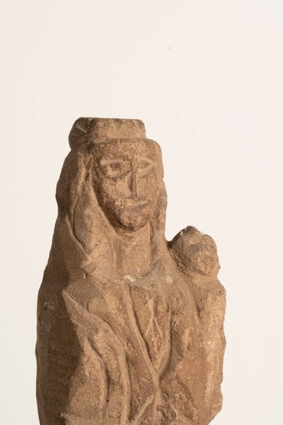 Georges JOUVE (1910-1964) 
Virgin and Child
Stone...