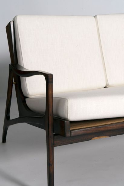 LICEU DE ARTES E OFICIOS
4-seater sofa in...