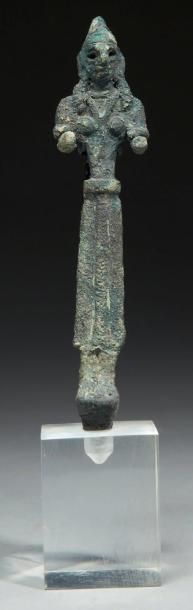 STATUETTE VOTIVE représentant une femme debout,...