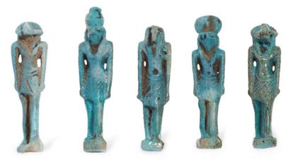EGYPTE
Ensemble composé de CINQ AMULETTES...