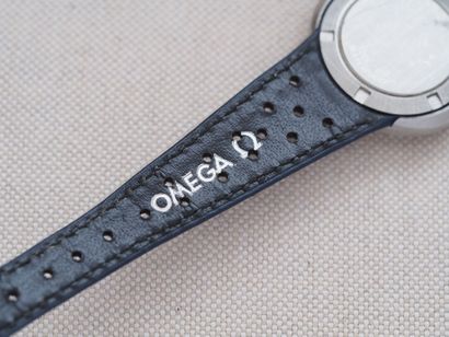 OMEGA Dynamic Lady
Case: Steel. Ribbed cushion....