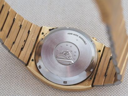 OMEGA LCD ref. 196.0048
Case: Gold-plated....