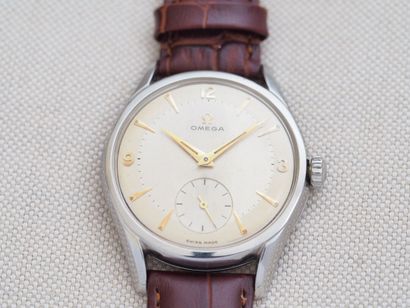 OMEGA ref. 2891-1
Case: Steel. Round. Press-fit...